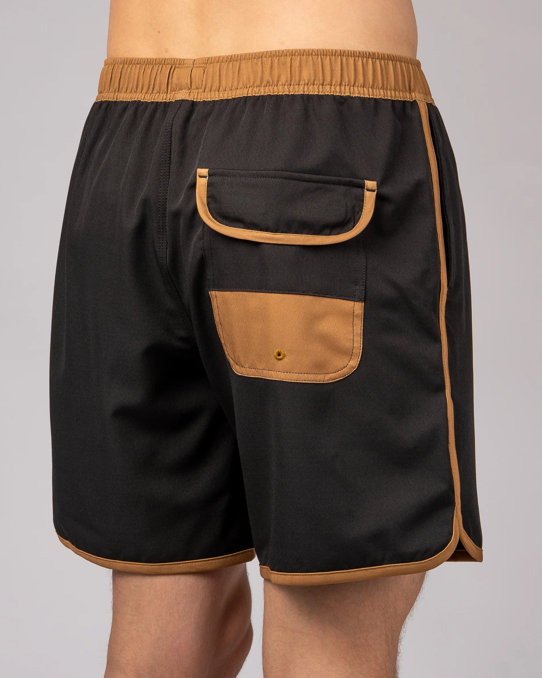17" Pacific Boardshorts - Black - Image 4