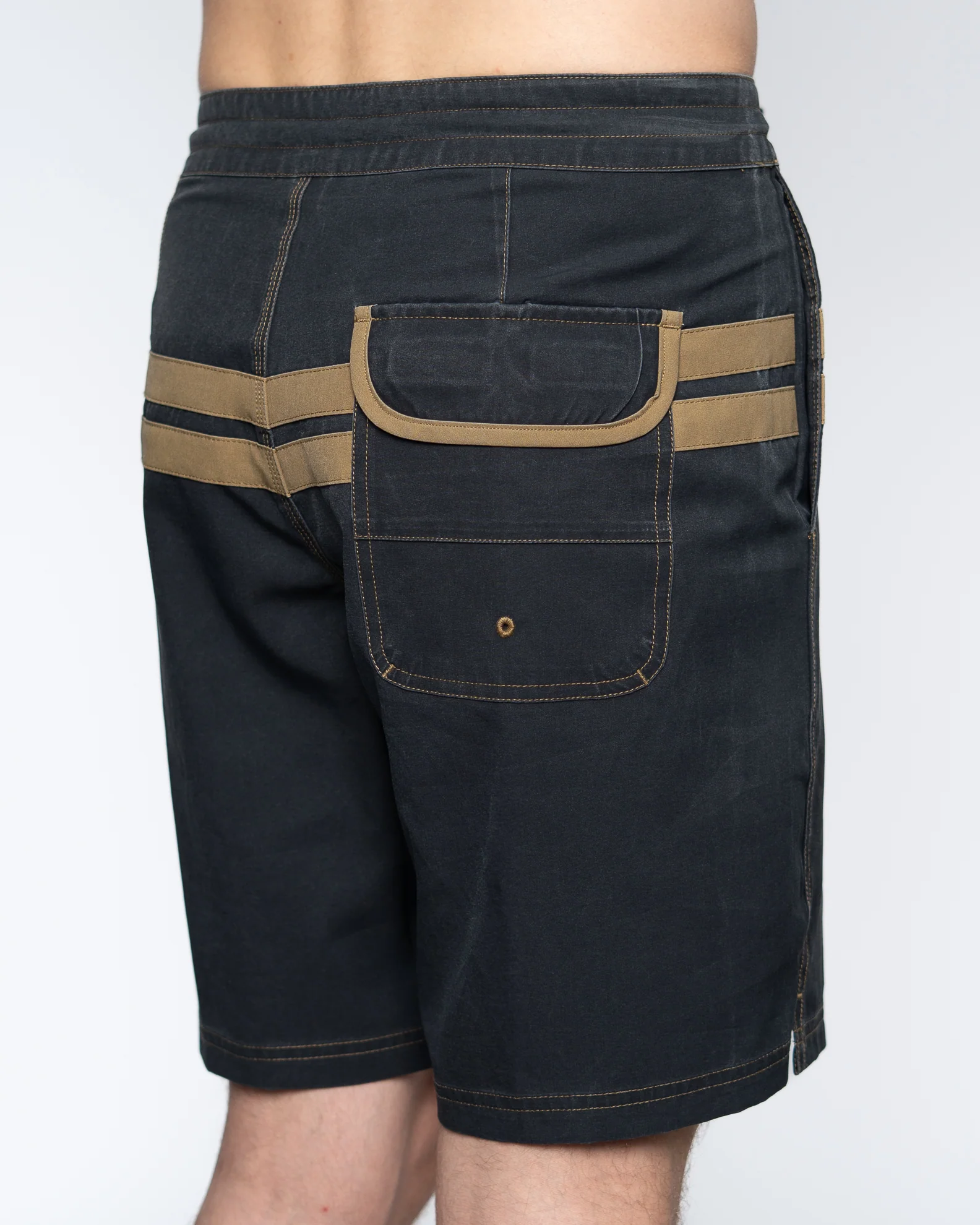 18" Ford Comp Boardshorts - Black - Image 3