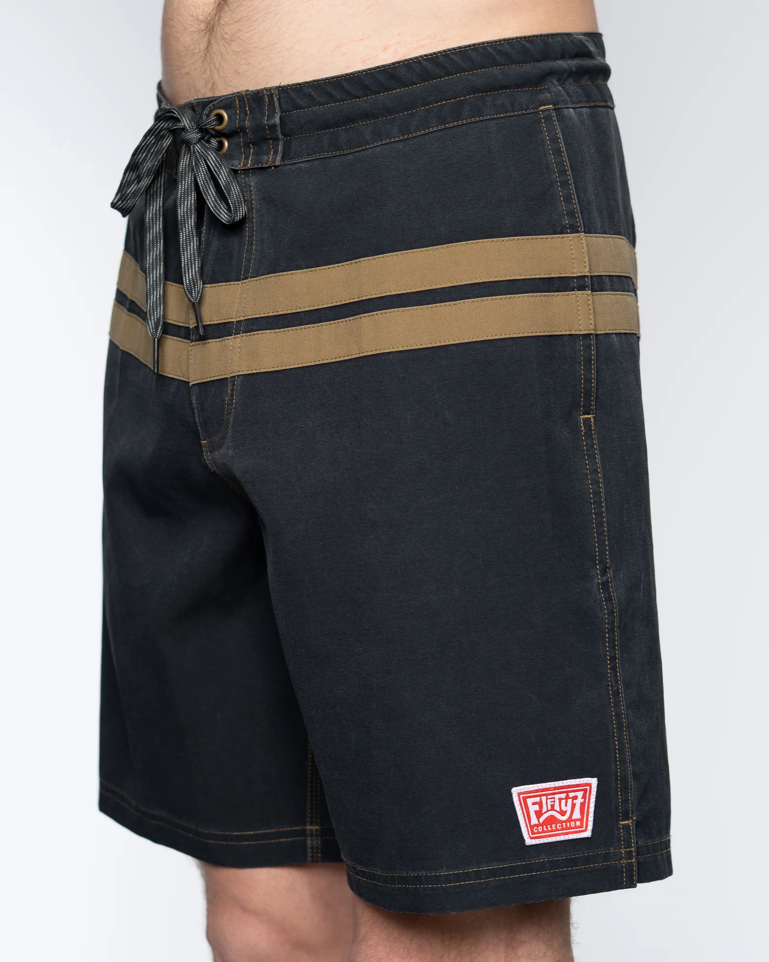 18" Ford Comp Boardshorts - Black - Image 4