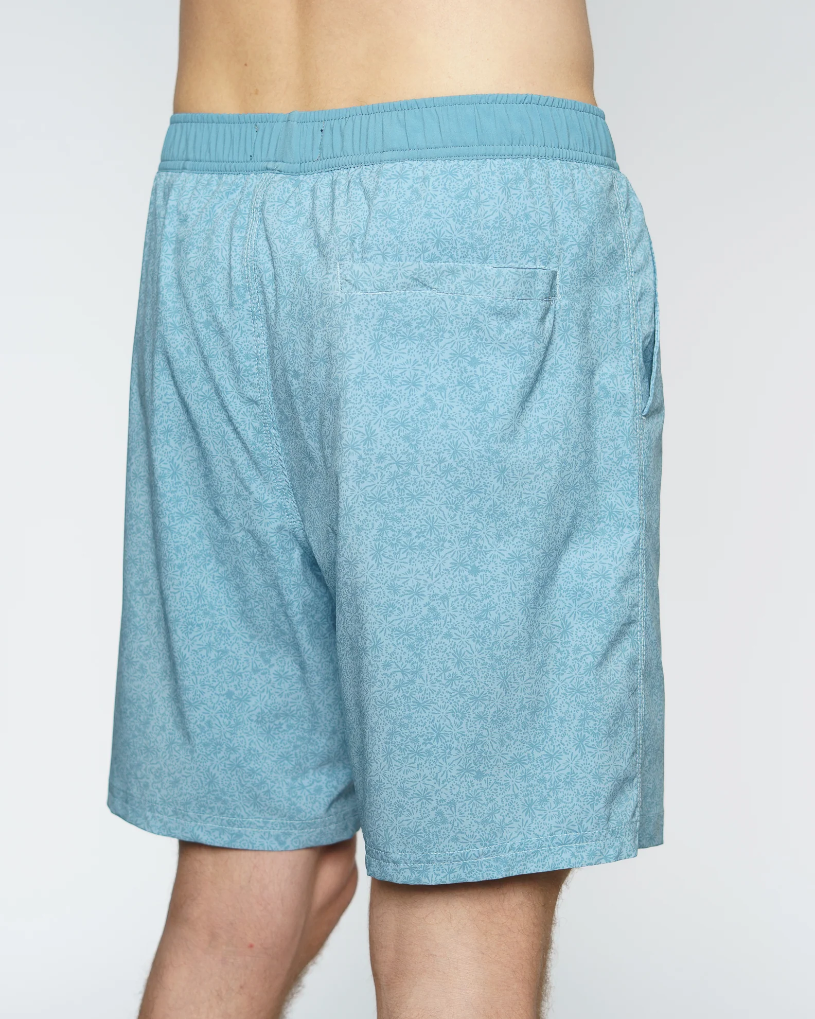 18" Levitate Floral Boardshorts - Sea Blue - Image 4