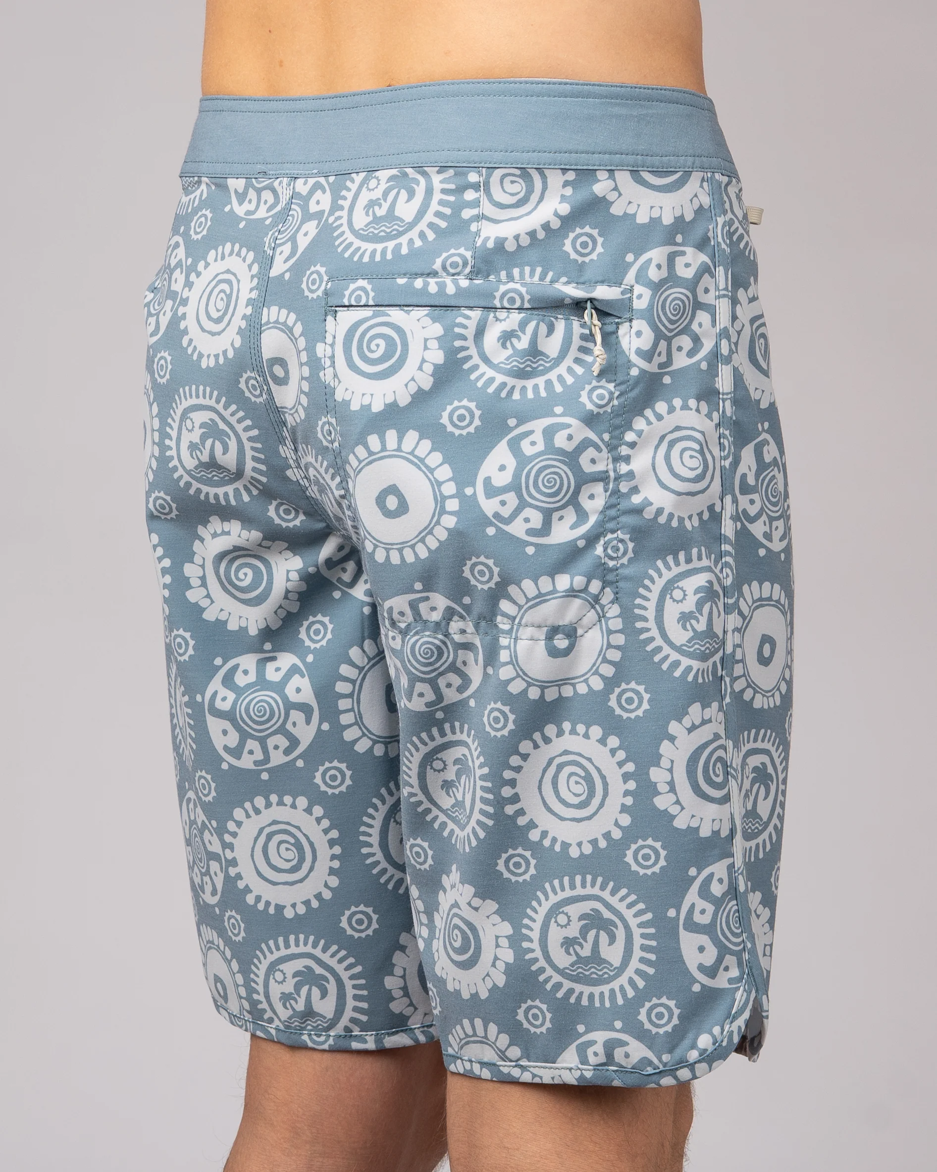 19" Strand Boardshorts - Image 4