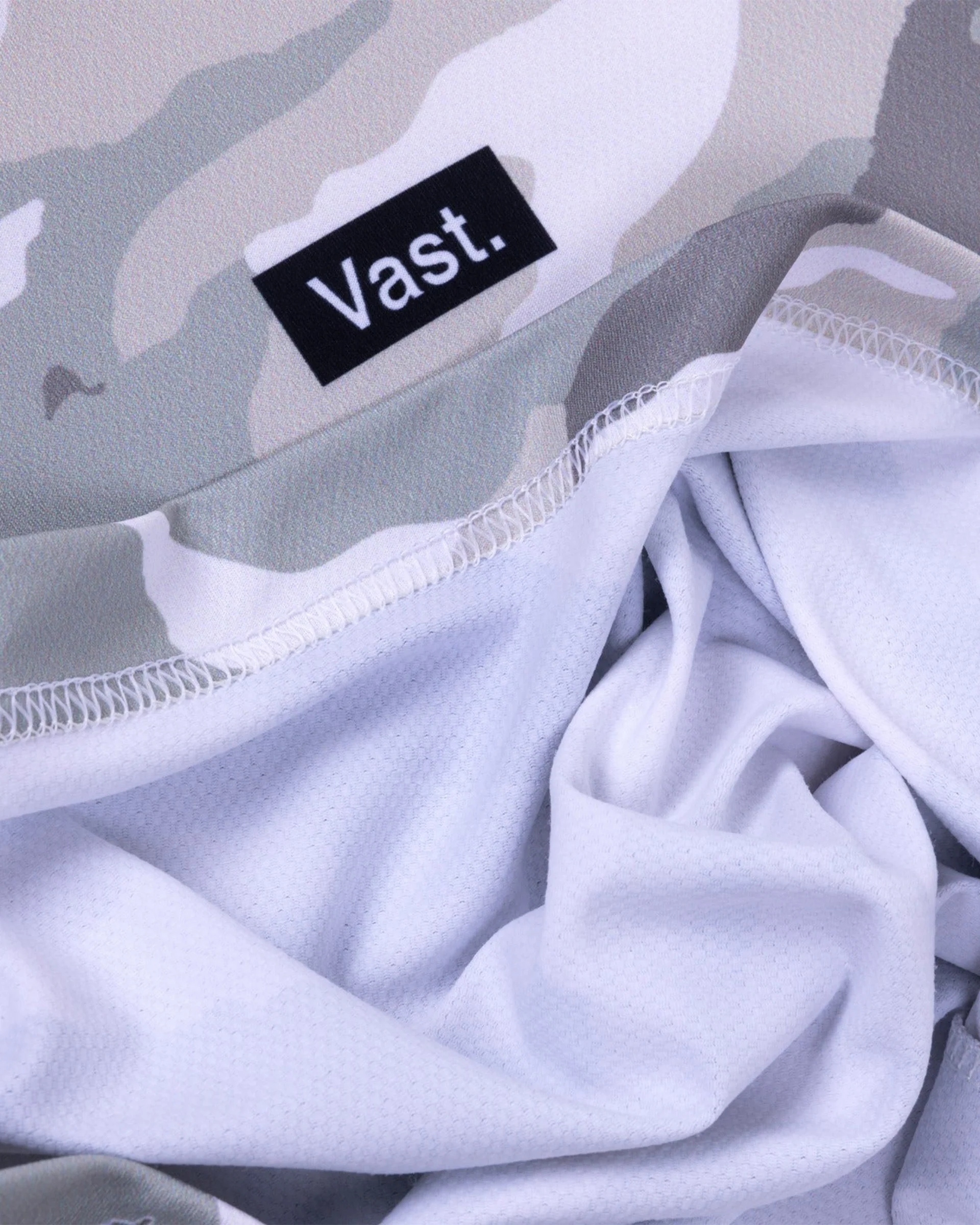 Aqua Terra Lite Camo Tech Daily Hoodie - Light Grey - Image 12