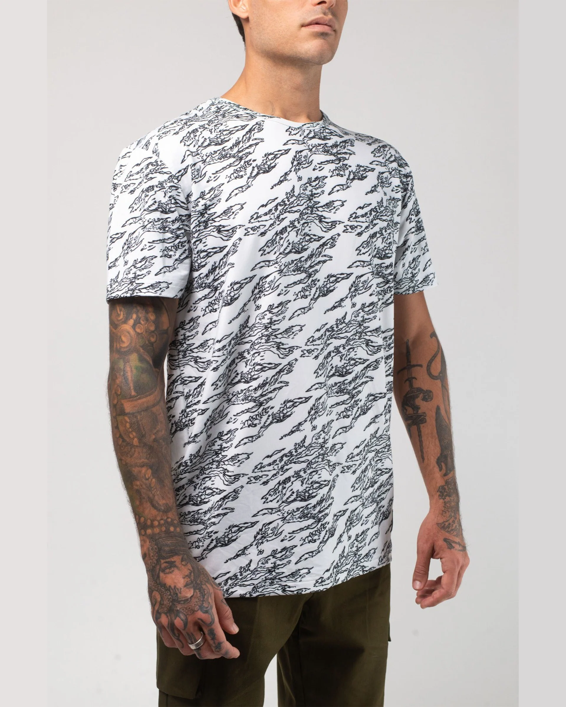 Aqua Terra Shadow Camo Tech Tee - White - Image 4