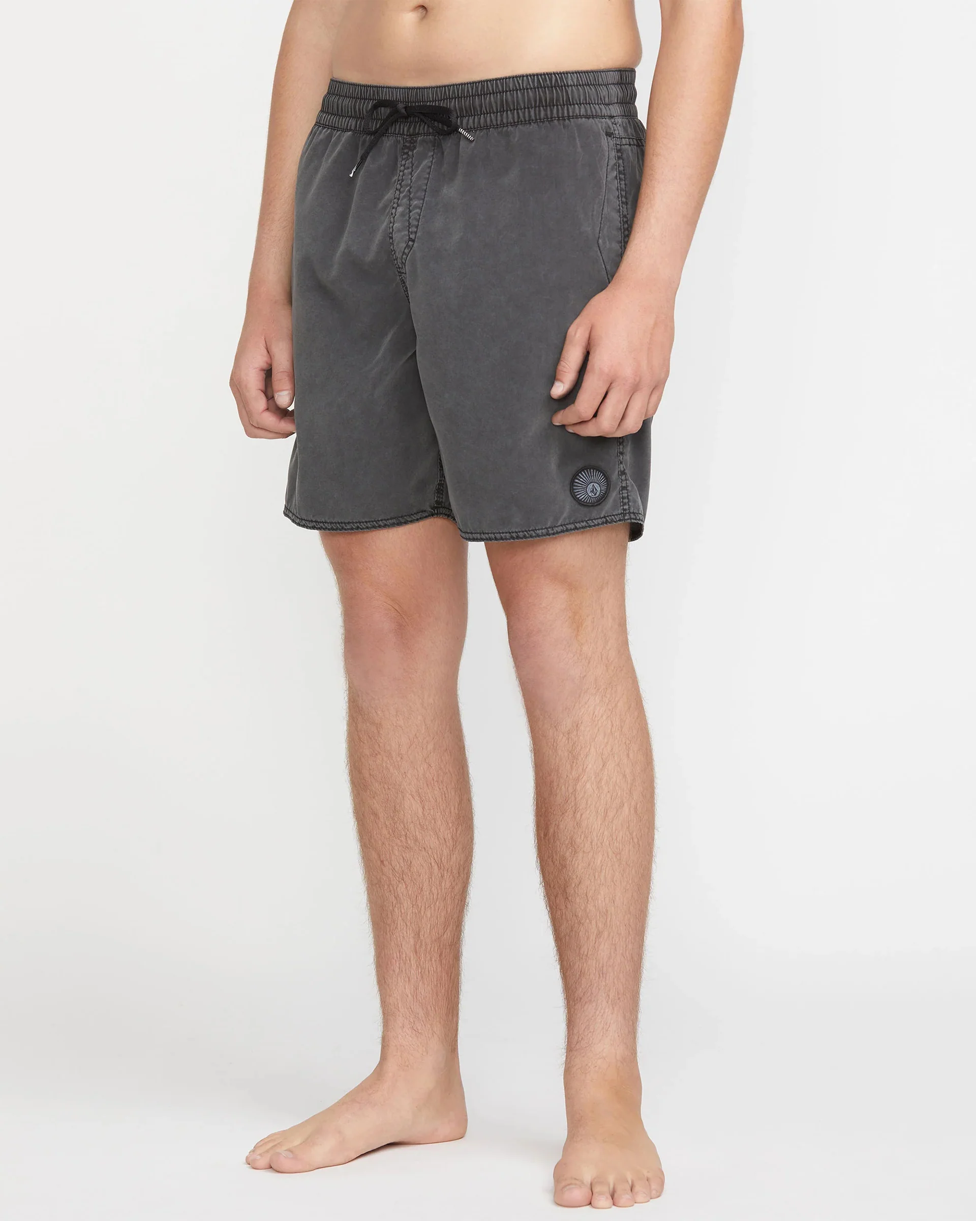 Center Trunks 17" - Black - Image 3