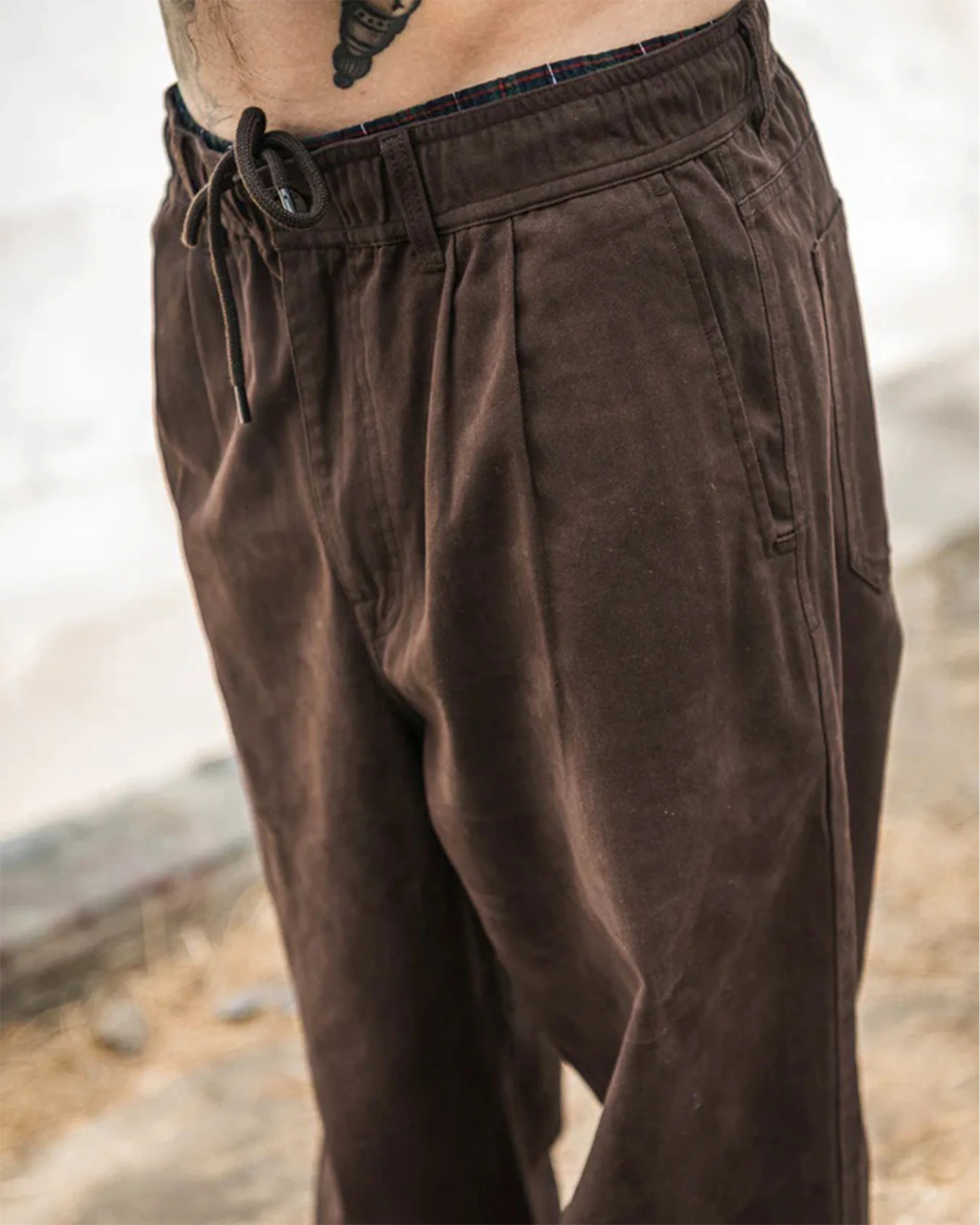 Chillow Pleat Elastic Waist Pant - Cacao - Image 3