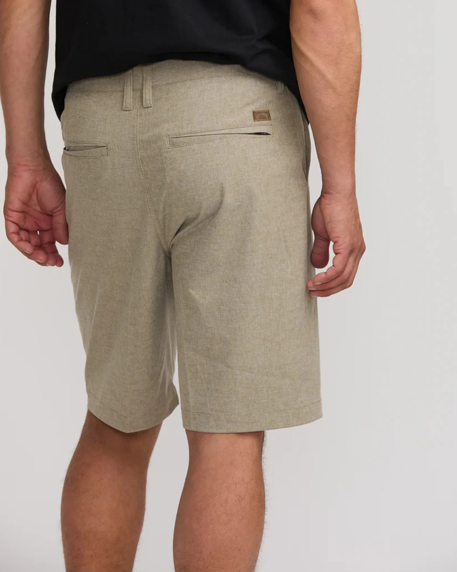 Crossfire Submersible 21" Hybrid Shorts - Khaki - Image 8