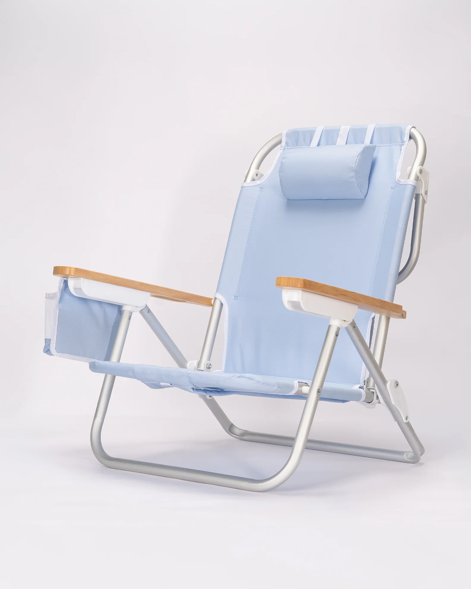 Danielle Brown Pisolino Beach Backpack Chair - Blue Raz - Image 4