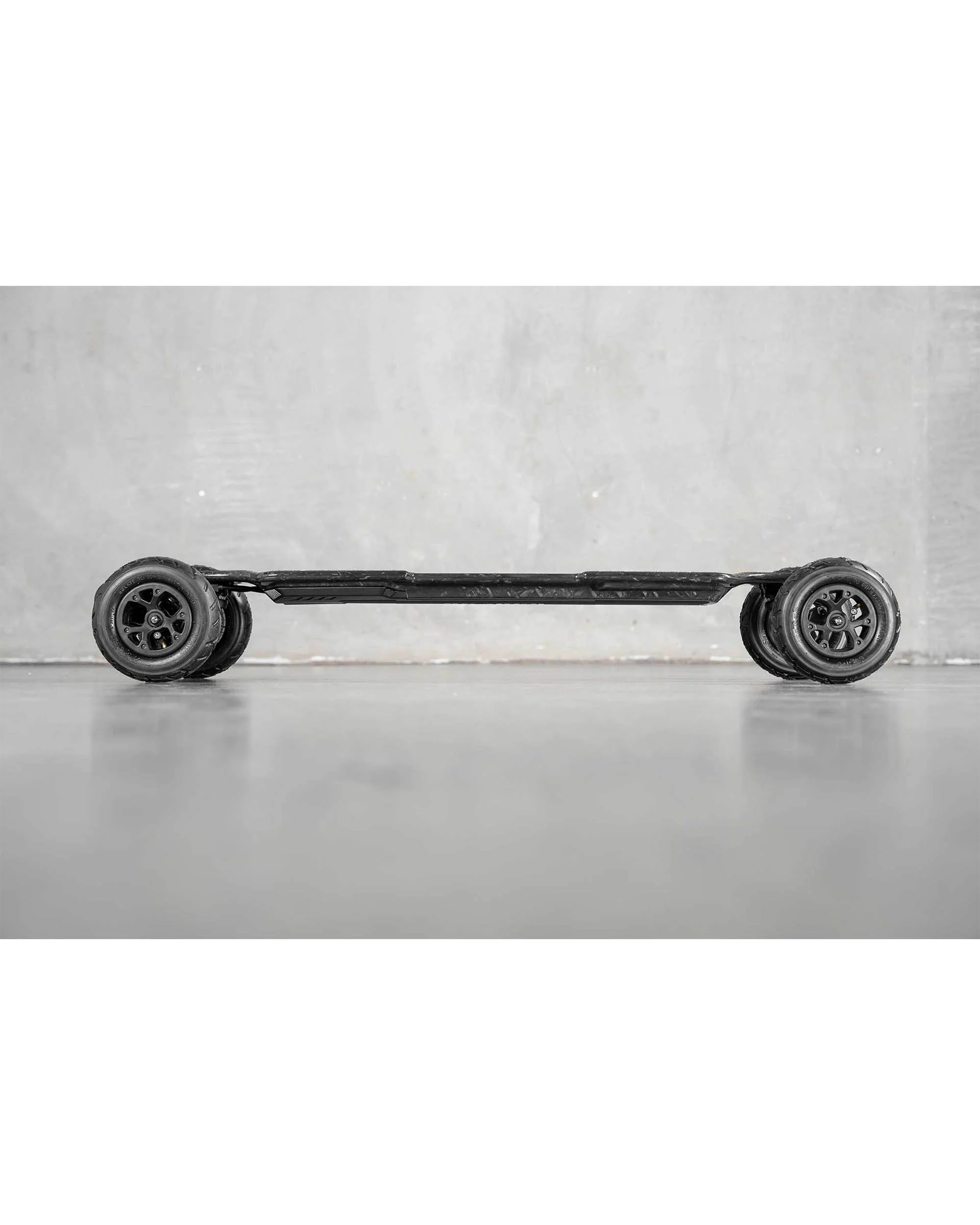 Diablo Carbon All Terrain Electric Skateboard - Image 3