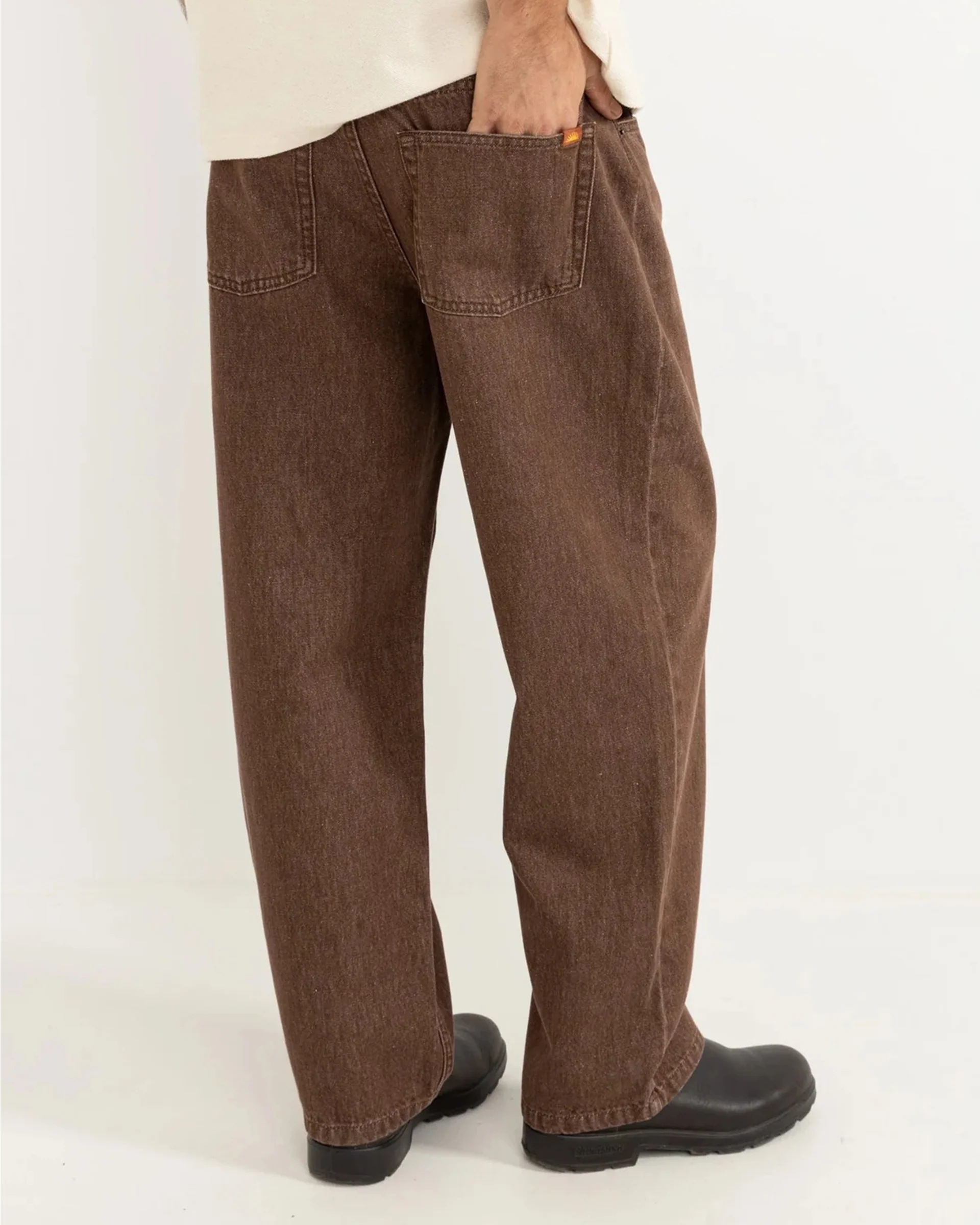 Essential Jean - Washed Brown - Image 4