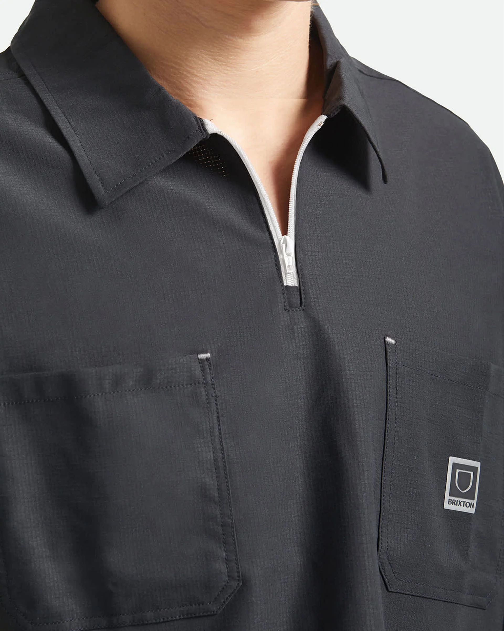 Journey Lightweight 1/2 Zip Cropped Shirt - Black - Image 5