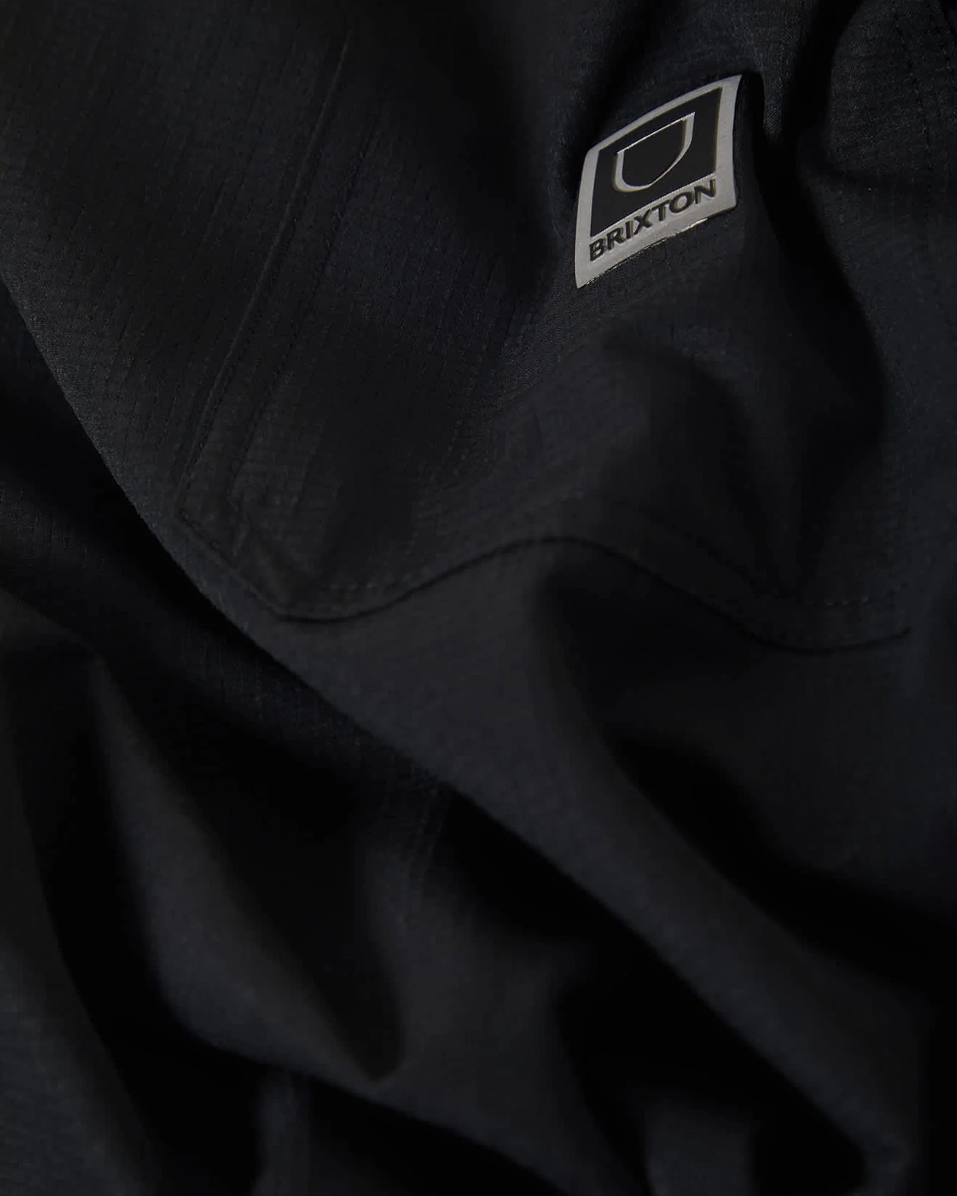 Journey Lightweight 1/2 Zip Cropped Shirt - Black - Image 9