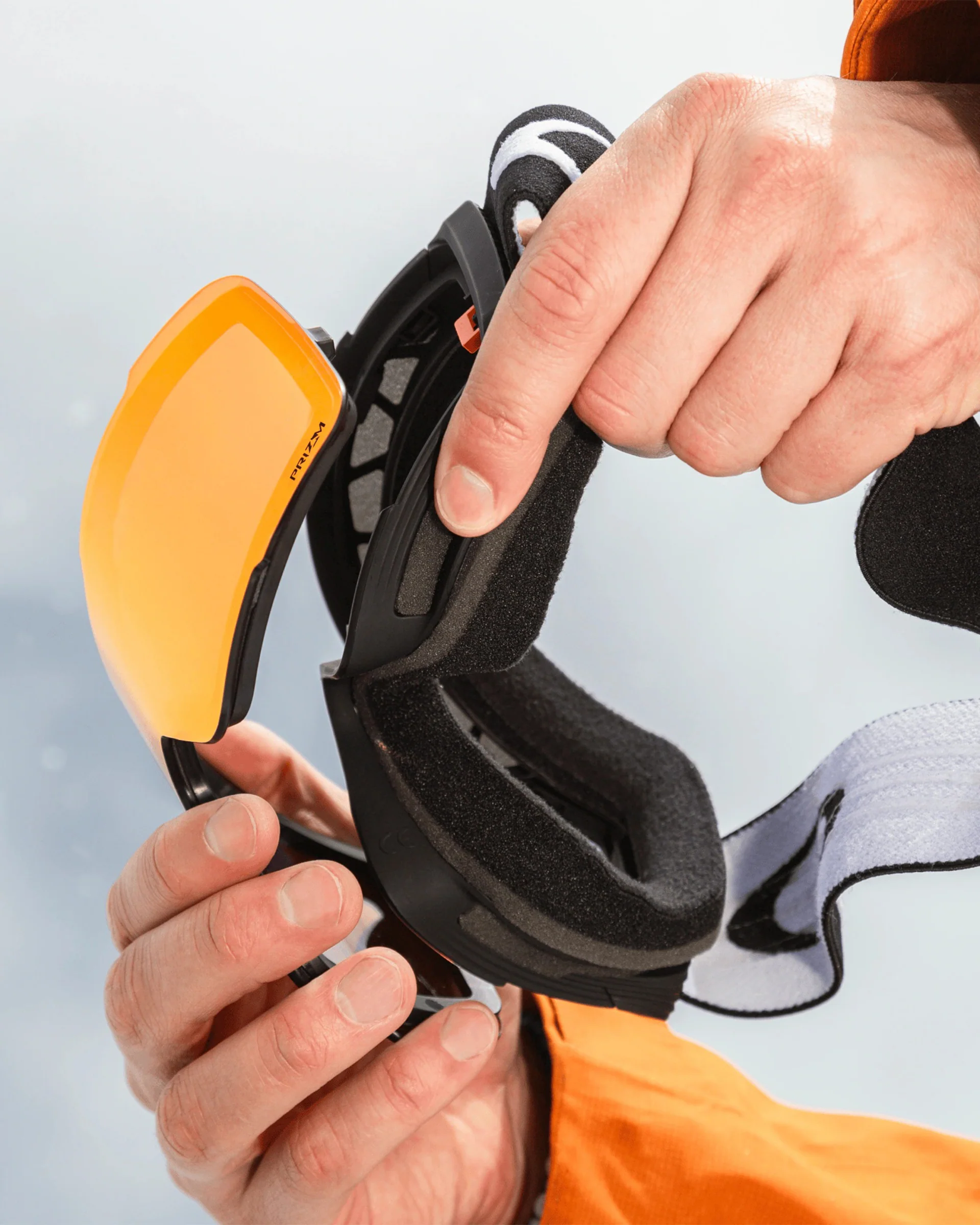 Line Miner Pro L Snow Goggles - Prizm Snow Sapphire Iridium Lenses/Matte White Strap - Image 6
