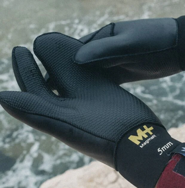 Magma Lobster 2/5mm Gloves - 2024 - Image 6