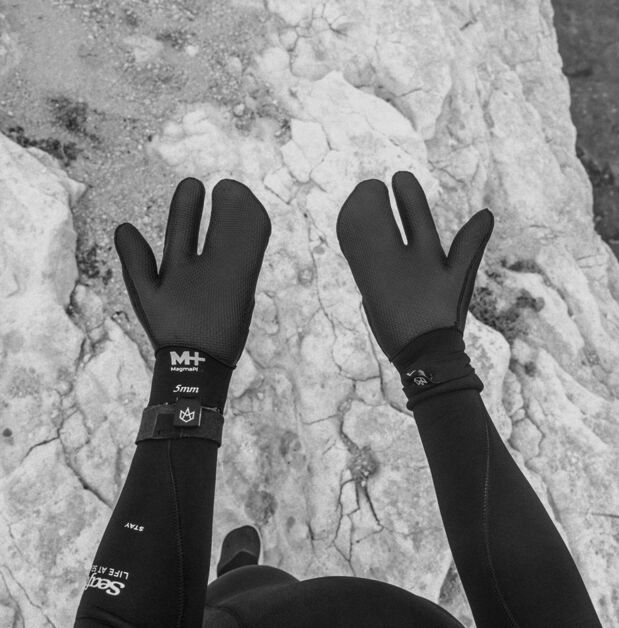 Magma Lobster 2/5mm Gloves - 2024 - Image 7