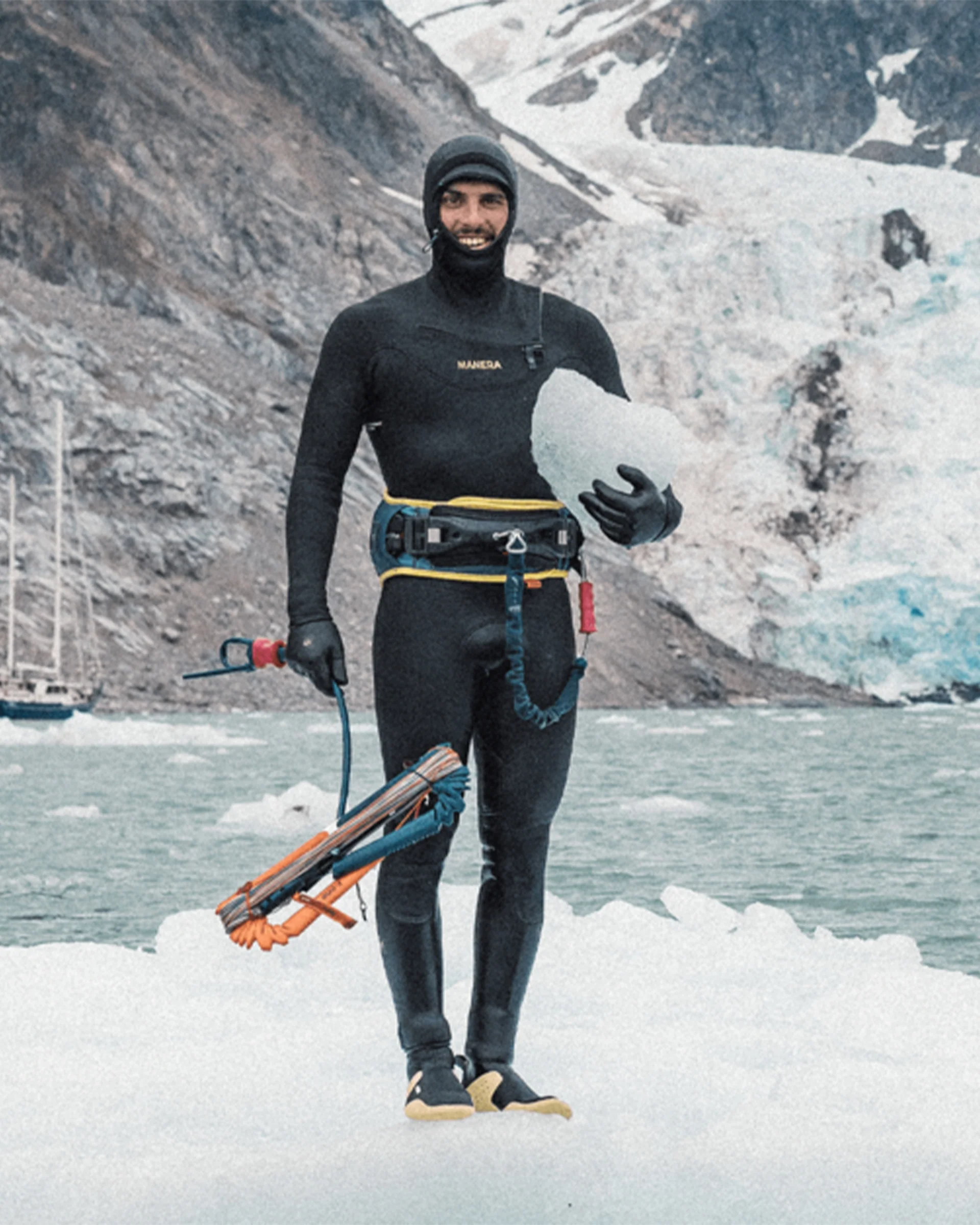 Magma Steamer Hooded Front Zip 6/4mm Fullsuit - 2024 - Image 3
