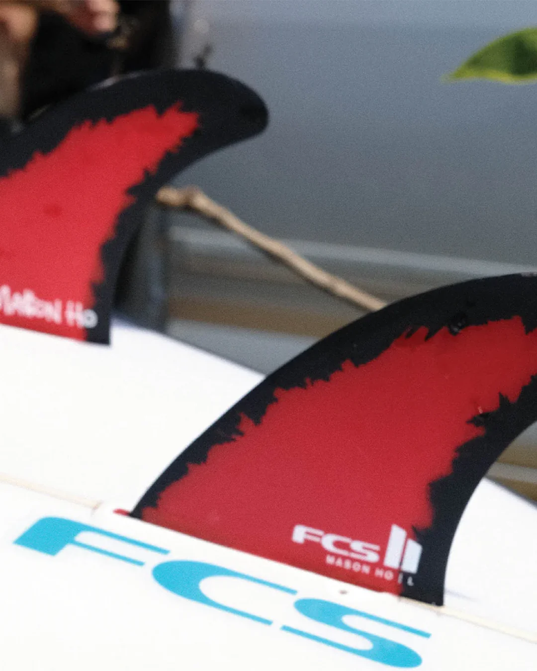 Mason Ho Code Red Tri Fin - Image 4