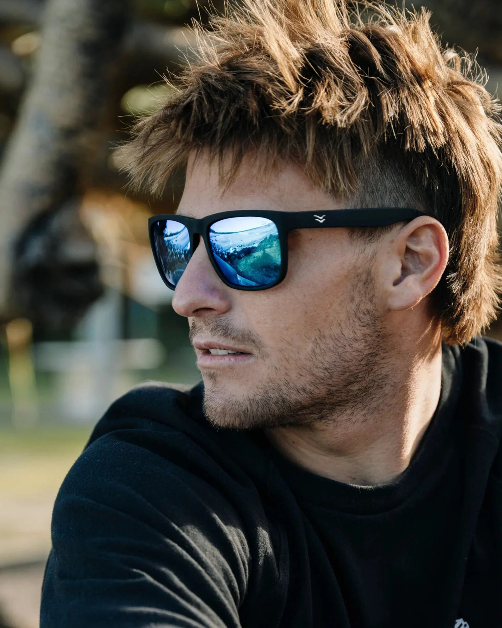 Men's Wyatt Sunglasses - Black/Ice Blue Polarized Lens - Image 5