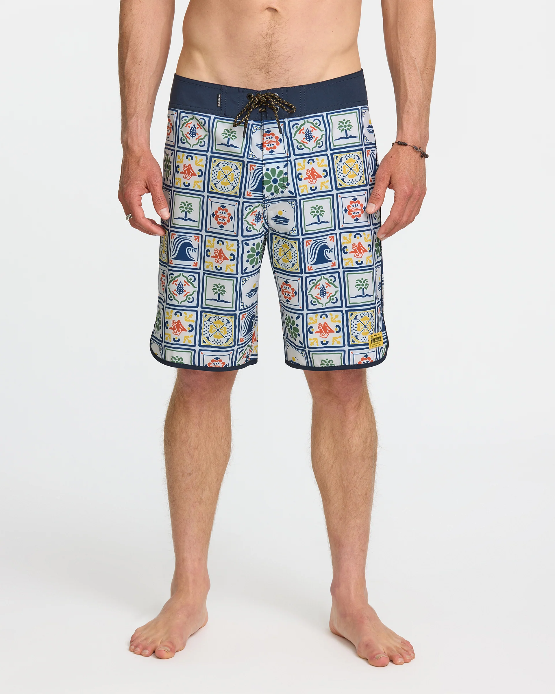 Pacifico Scallop 19" Boardshorts - White - Image 5