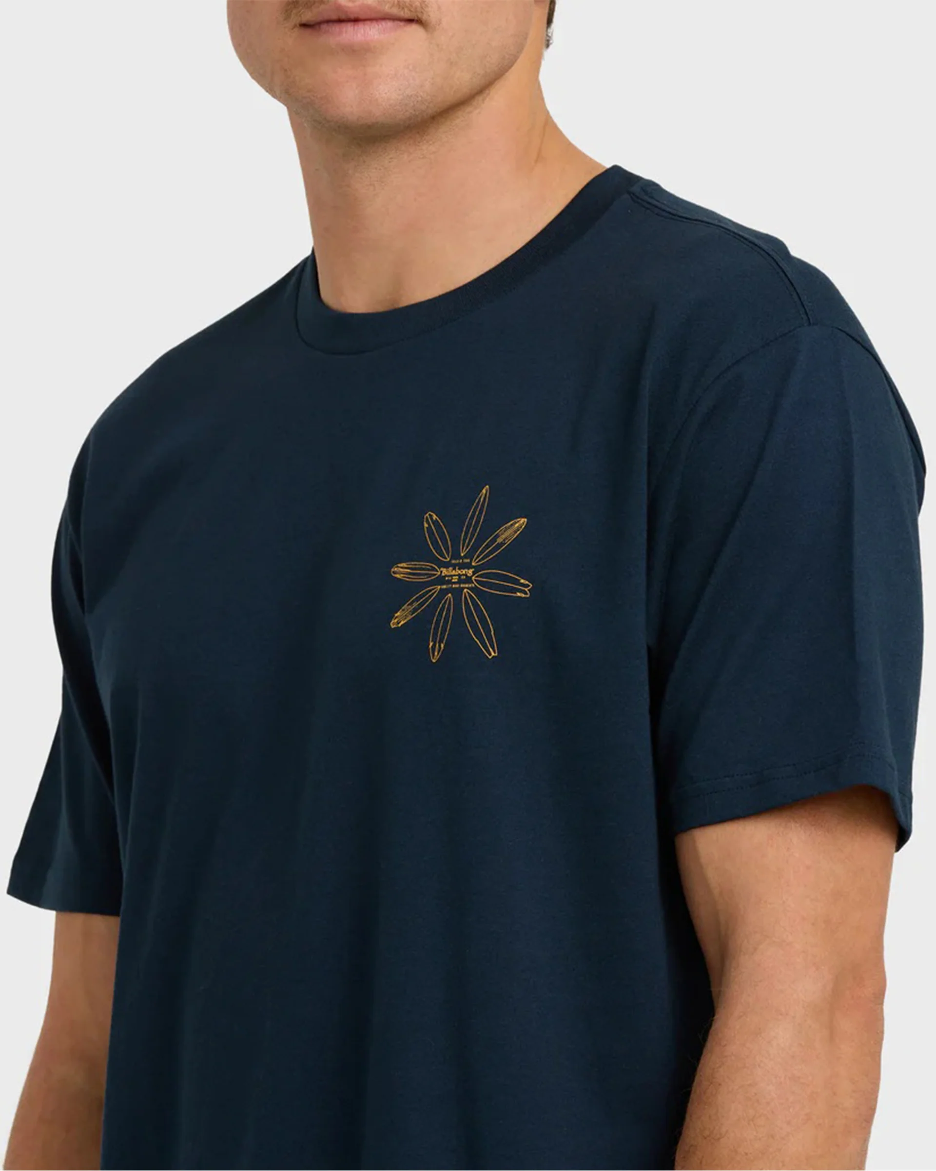 Quiver Premium S/S T-Shirt - Navy - Image 5