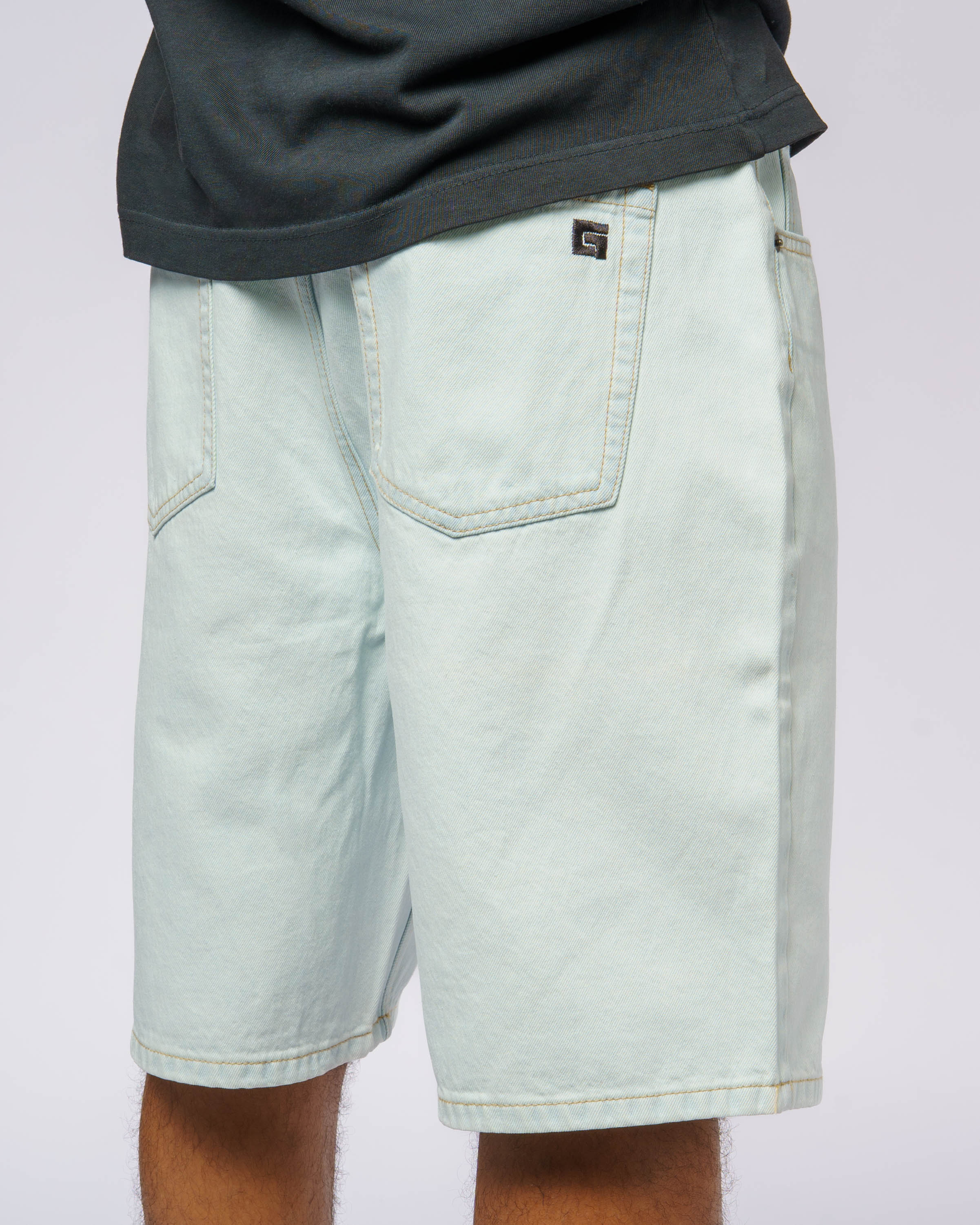Revert Denim Shorts - Light Denim - Image 3