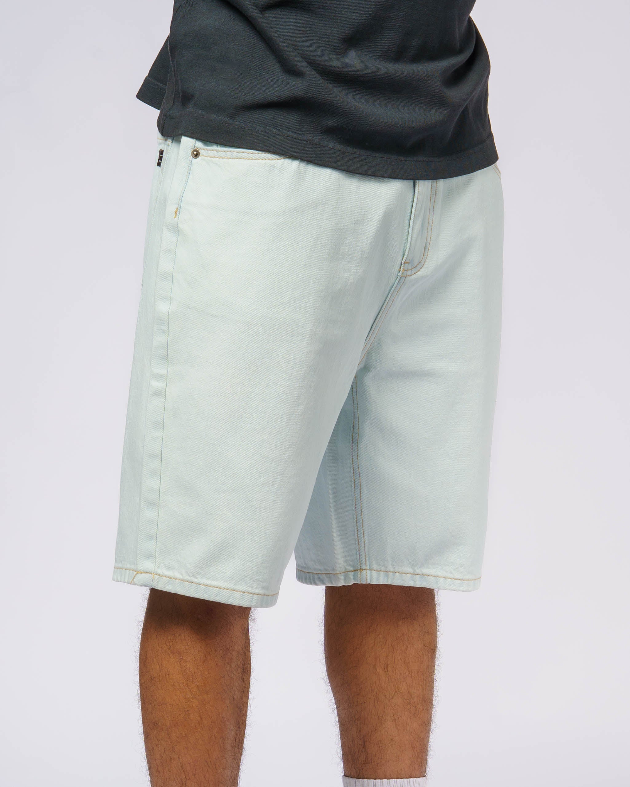 Revert Denim Shorts - Light Denim - Image 4