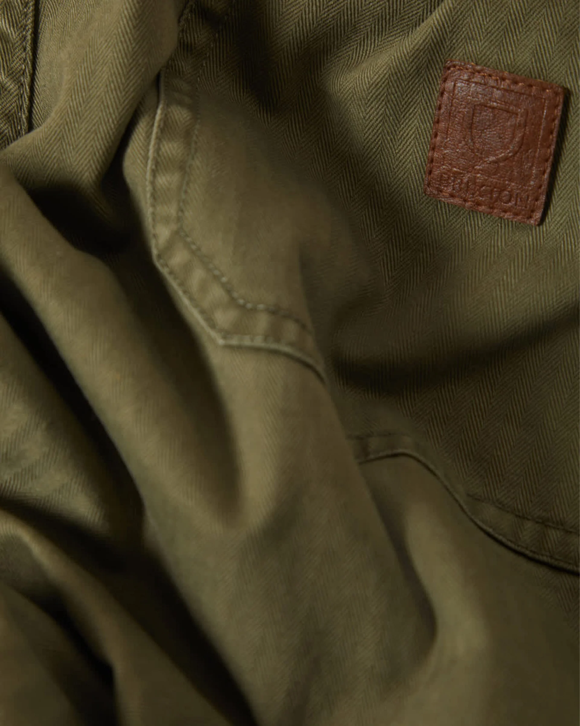 Surplus Vintage Wash Herringbone Shorts - Washed Olive Green - Image 7