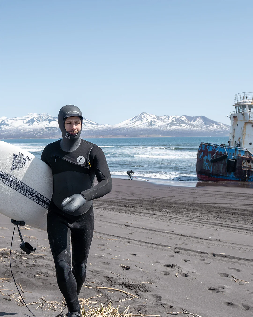Ti Alpha 6.5 Hooded Chest Zip Winter Wetsuit - Image 3