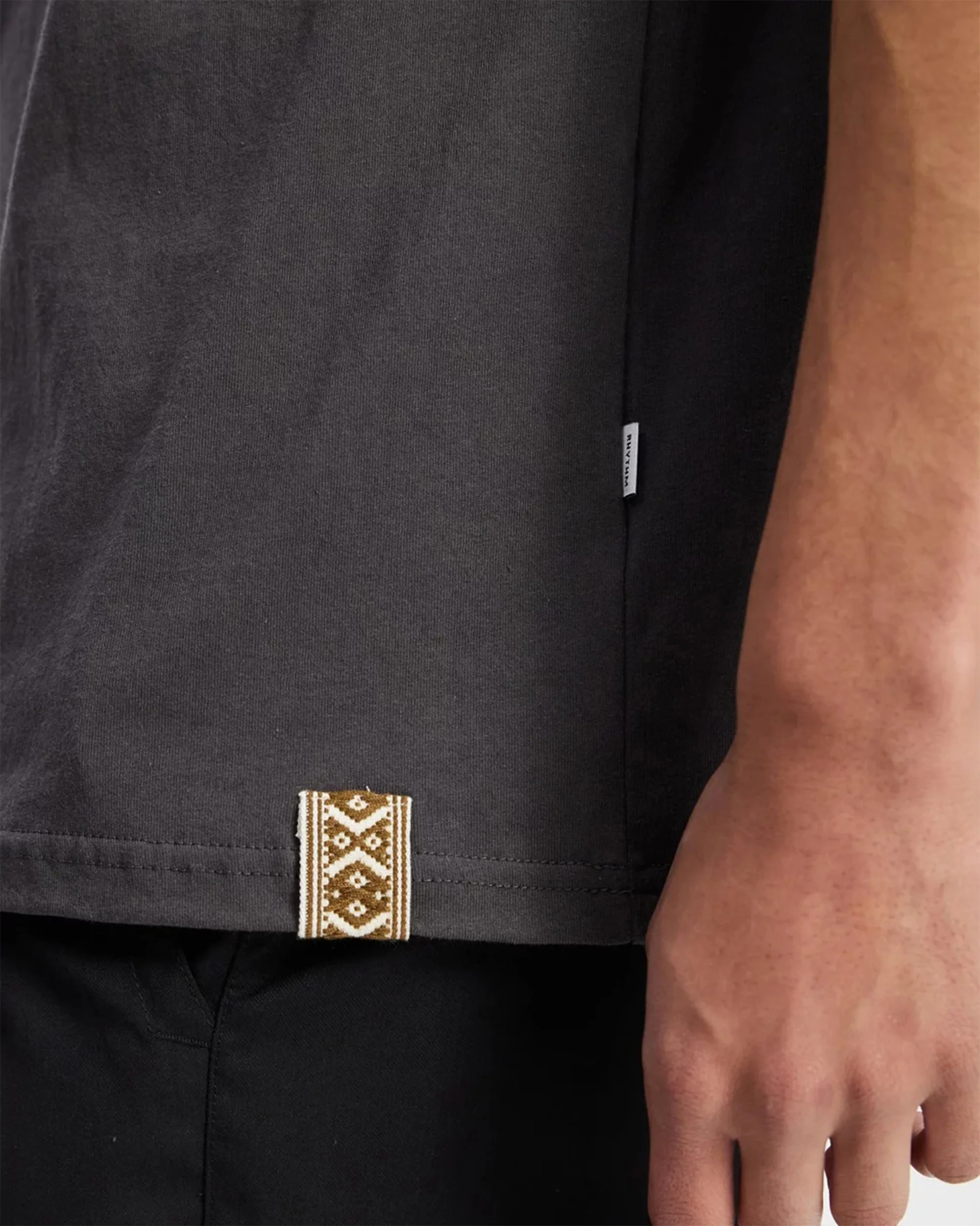 Woven Vintage S/S T-Shirt - Black - Image 5